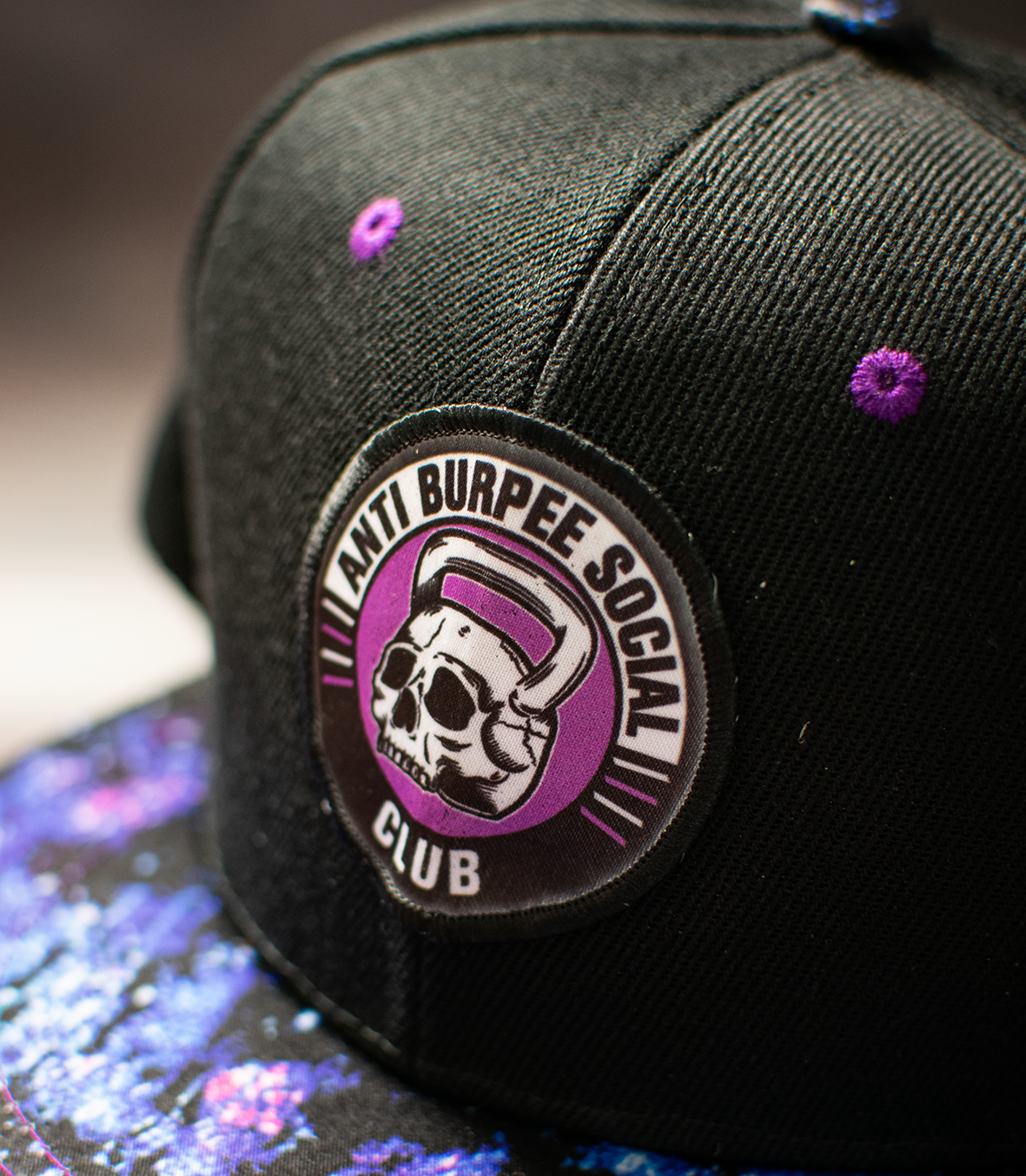 Gorra Plana Negra Galaxia